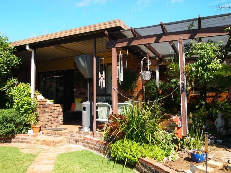 3 Banks Drive, St Clair NSW 2759