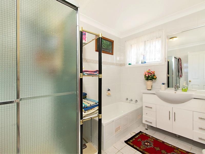 35 Davis Road, Marayong NSW 2148