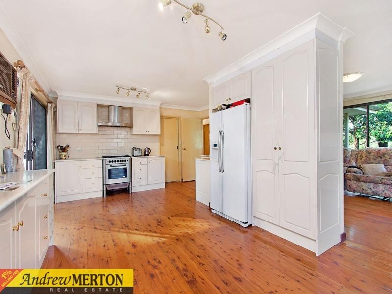 52 Plymouth Crescent, Kings Langley NSW 2147