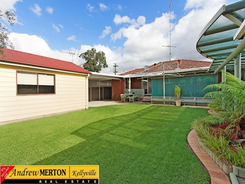 132 Lucretia Road, Seven Hills NSW 2147