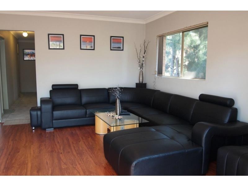 9/219 Dunmore Street, Pendle Hill NSW 2145