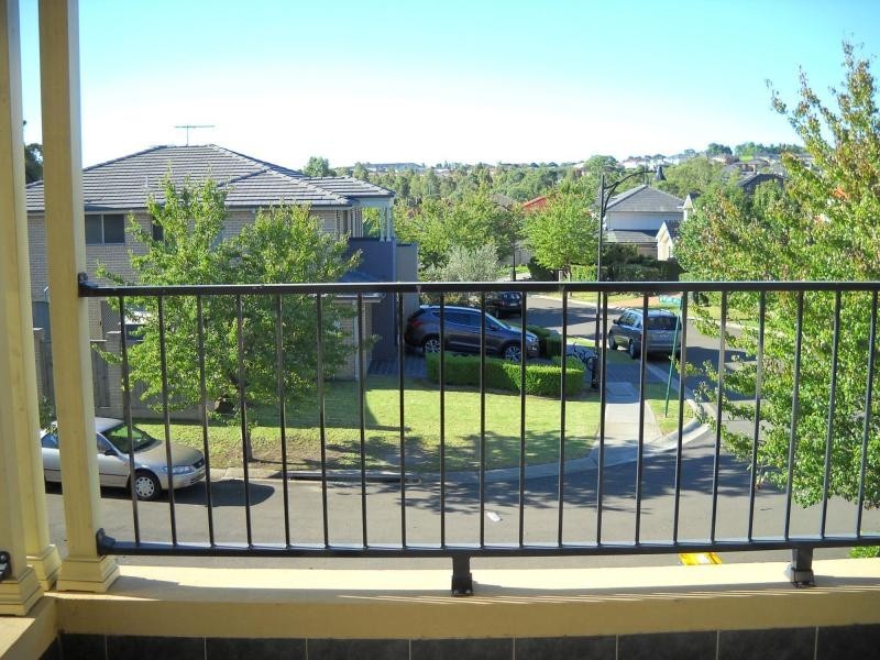 2 Blue Cow Avenue, Beaumont Hills NSW 2155