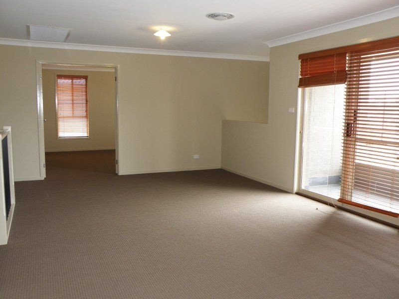 28 Paringa Drive, The Ponds NSW 2769