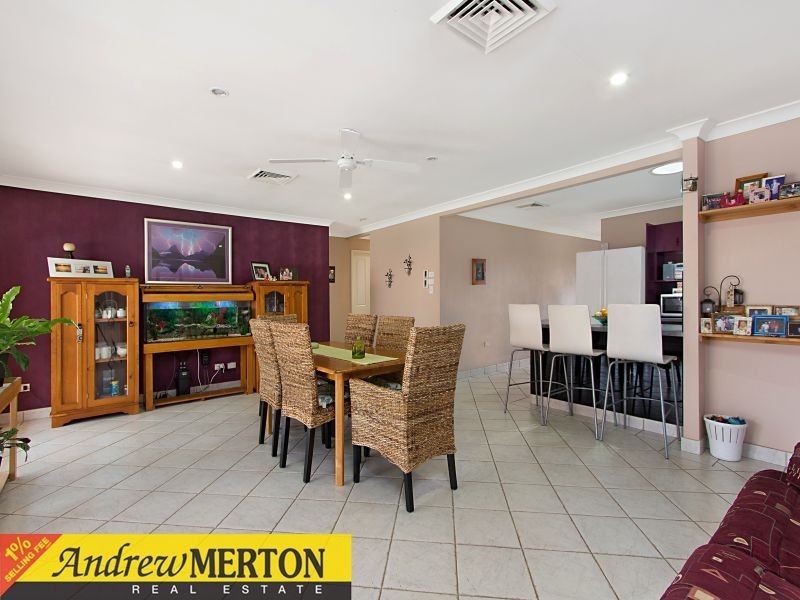 14 Auber Glen, St Clair NSW 2759