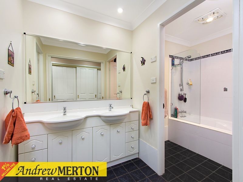 14 Auber Glen, St Clair NSW 2759