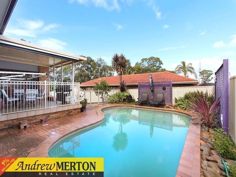 14 Auber Glen, St Clair NSW 2759