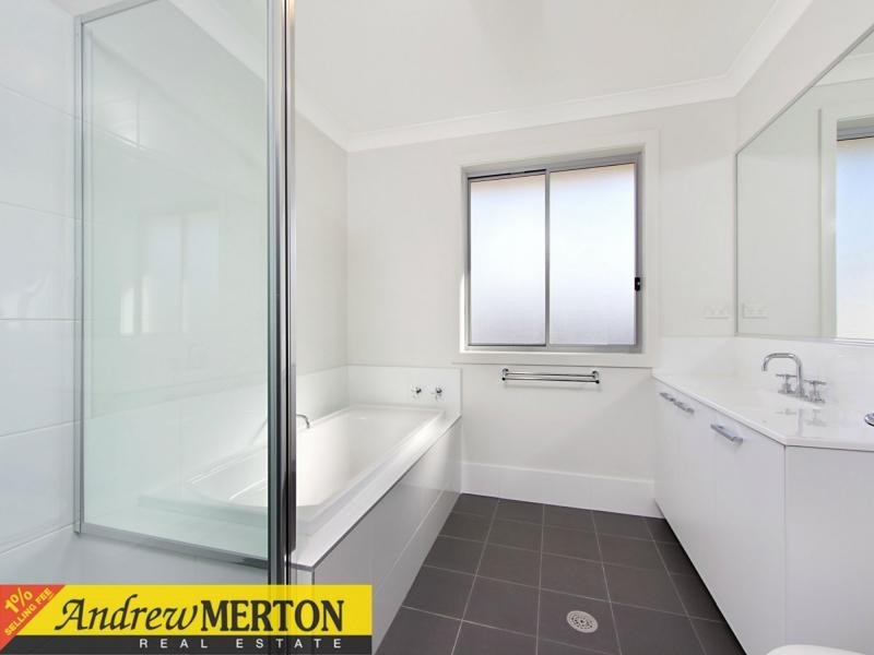 14 Lookout Circuit, Stanhope Gardens NSW 2768