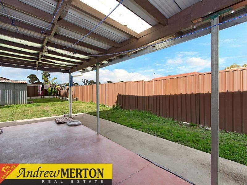 6 Jari close, St Clair NSW 2759