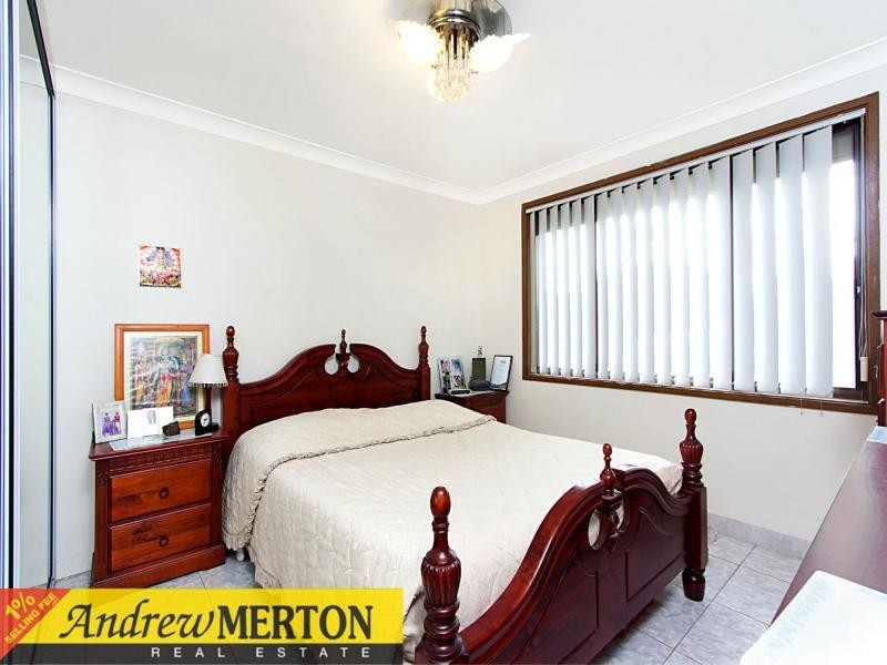 6 Jari close, St Clair NSW 2759