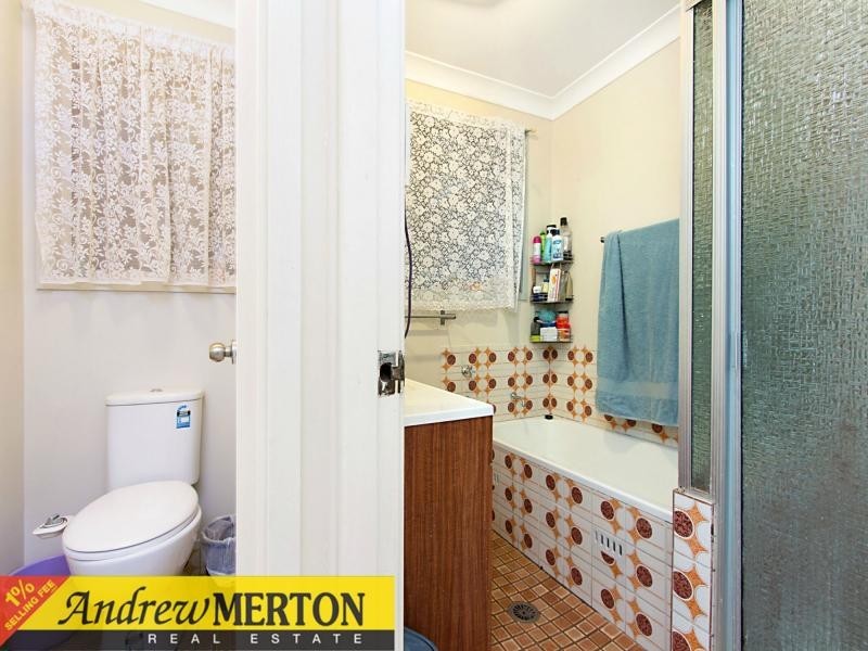 6 Jari close, St Clair NSW 2759