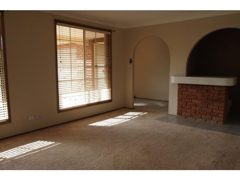 145 Cowper Circuit, Quakers Hill NSW 2763