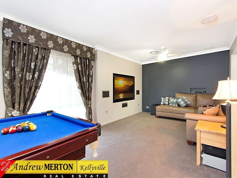 19 Coachman Cr, Kellyville Ridge NSW 2155