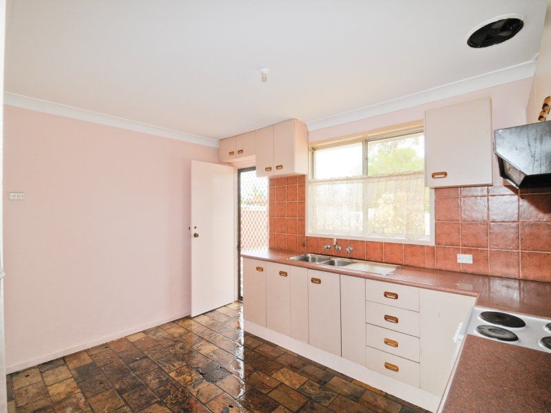 15 Lovegrove Road, Quakers Hill NSW 2763