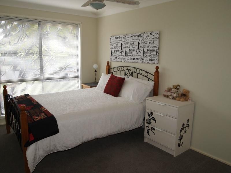 9 Mynah Close, St Clair NSW 2759