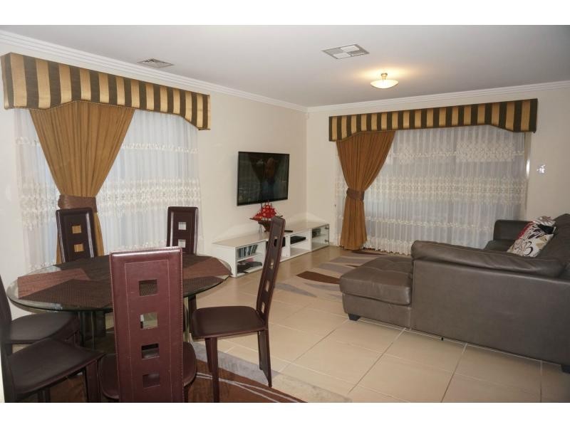 51 Taradale Drive, Ropes Crossing NSW 2760