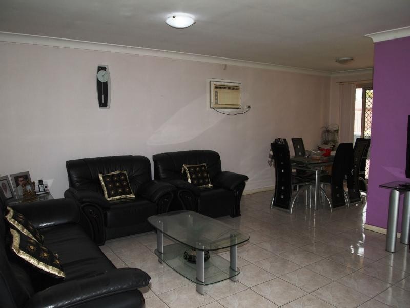 4 Raupauch Street, Dean Park NSW 2761