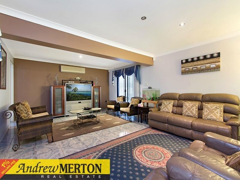 24 Farmingdale Drive, Blacktown NSW 2148