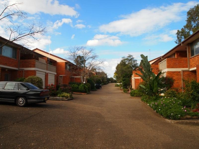 6/169 Walker Street, Quakers Hill NSW 2763