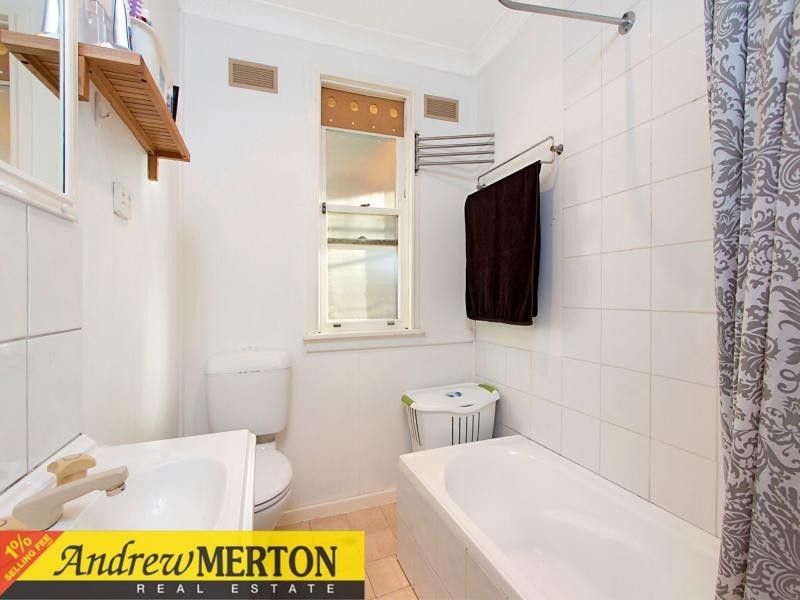 6 Copeland Road, Lethbridge Park NSW 2770