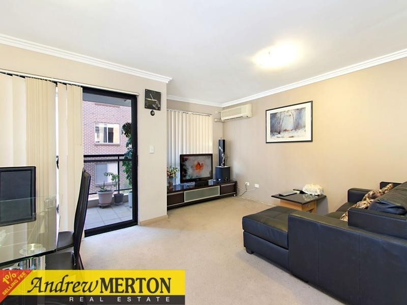 20/8 Oxford Street, Blacktown NSW 2148