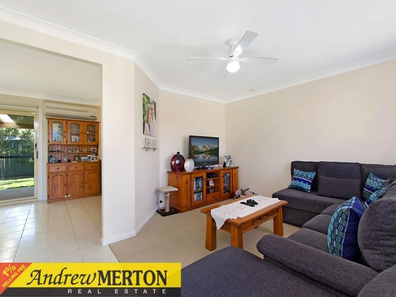 11 Leonie Place, Hassall Grove NSW 2761