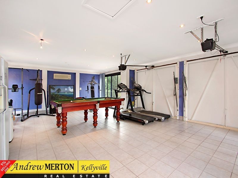 115 Brampton Drive, Beaumont Hills NSW 2155