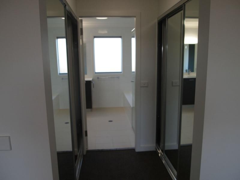 115 Lakeview Drive, Cranebrook NSW 2749