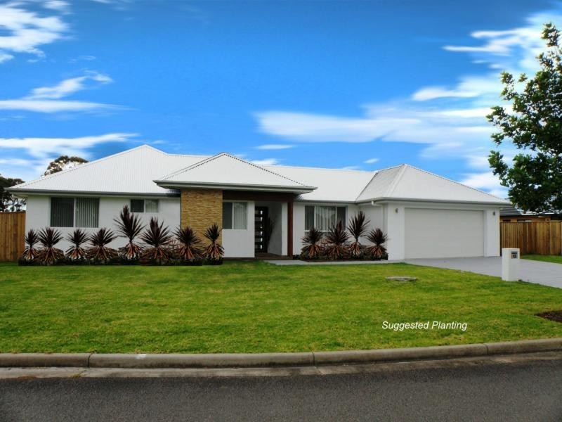 13 Shoreline Drive, Tea Gardens NSW 2324