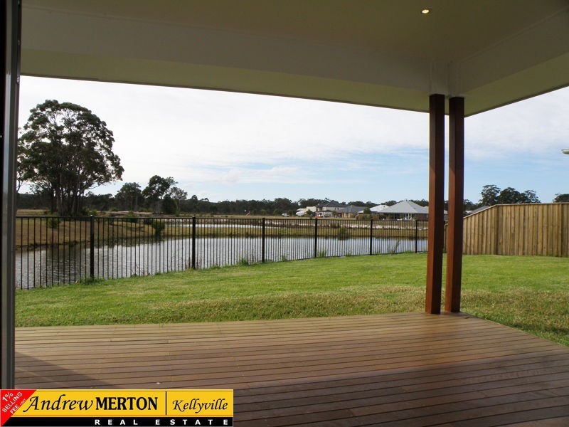 13 Shoreline Drive, Tea Gardens NSW 2324