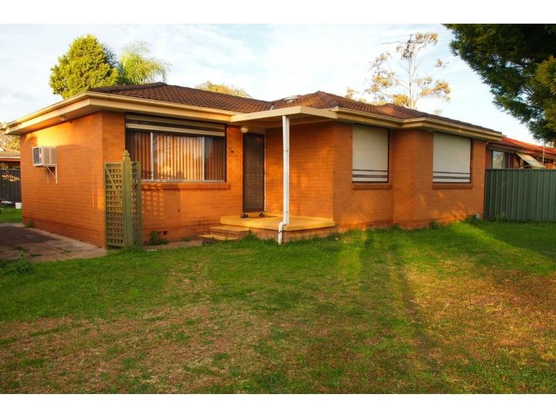 94 Tichbourne Drive, Quakers Hill NSW 2763