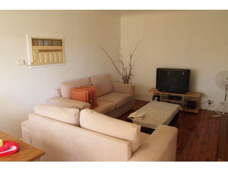 94 Tichbourne Drive, Quakers Hill NSW 2763