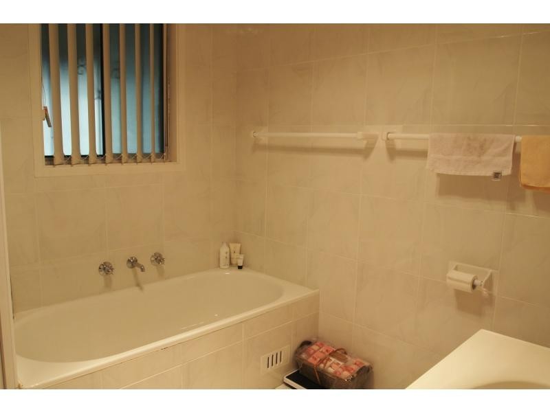 94 Tichbourne Drive, Quakers Hill NSW 2763