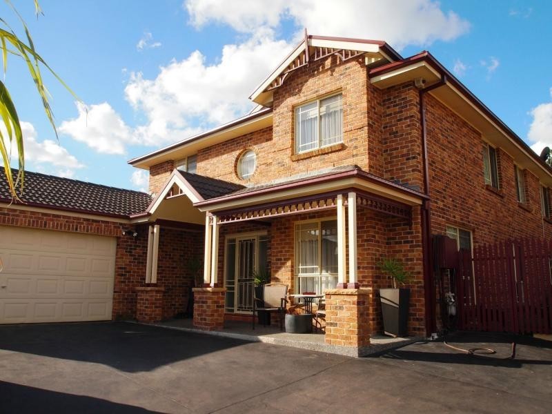 7 Bluegum Grove, Glenwood NSW 2768