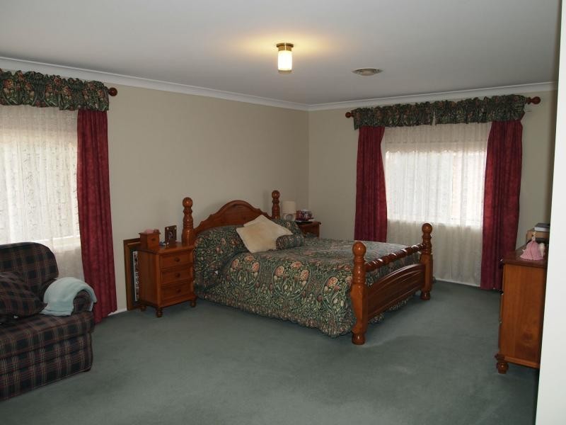 7 Bluegum Grove, Glenwood NSW 2768