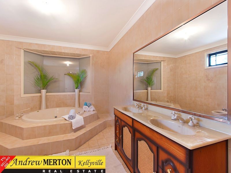 35 Myrtle St, Prospect NSW 2148