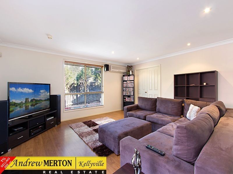 14 Guernsey Way, Stanhope Gardens NSW 2768