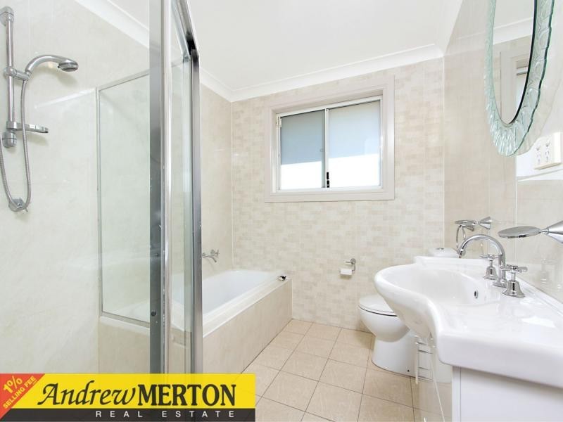 15a Monash Road, Blacktown NSW 2148