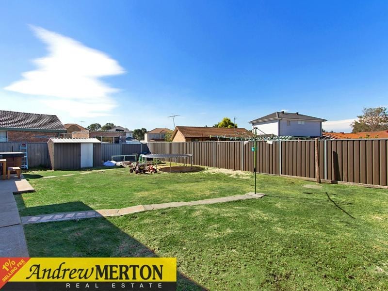 130 Explorers Way, St Clair NSW 2759