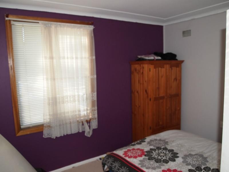 16 Charlton Road, Lalor Park NSW 2147