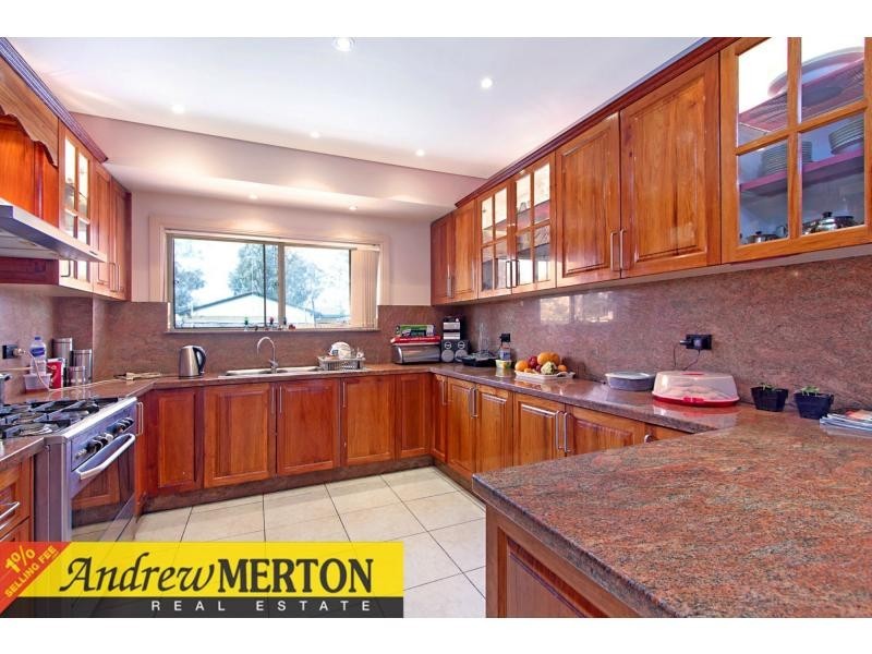 15 Monash Road, Blacktown NSW 2148