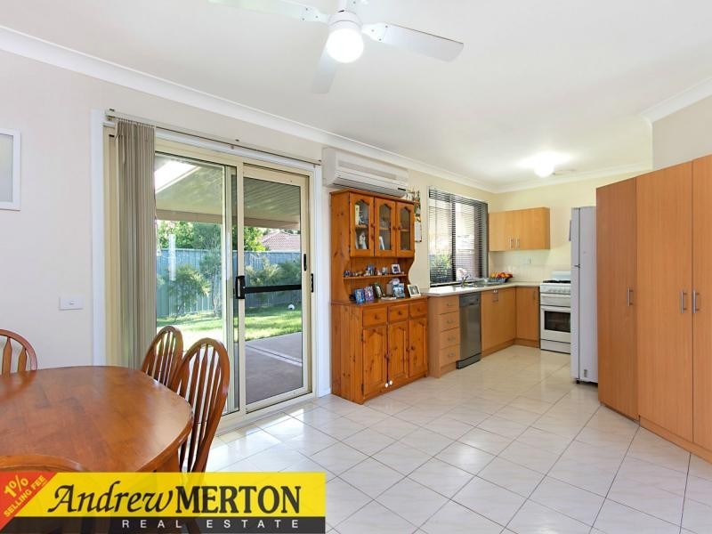 11 Leonie Place, Hassall Grove NSW 2761