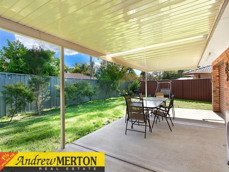 11 Leonie Place, Hassall Grove NSW 2761