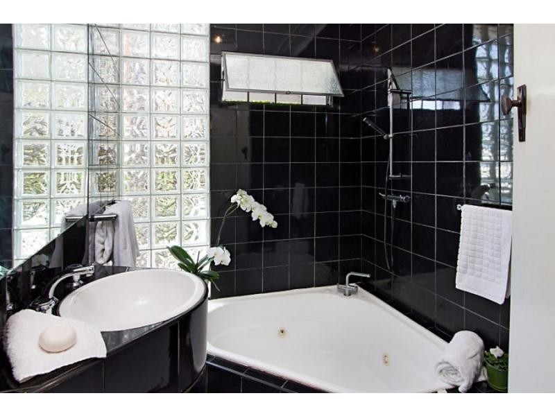 107 Windsor Rd, Northmead NSW 2152