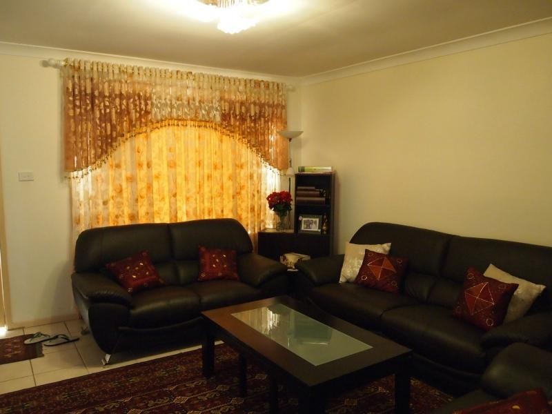 1/7B Gordon Street, Blacktown NSW 2148