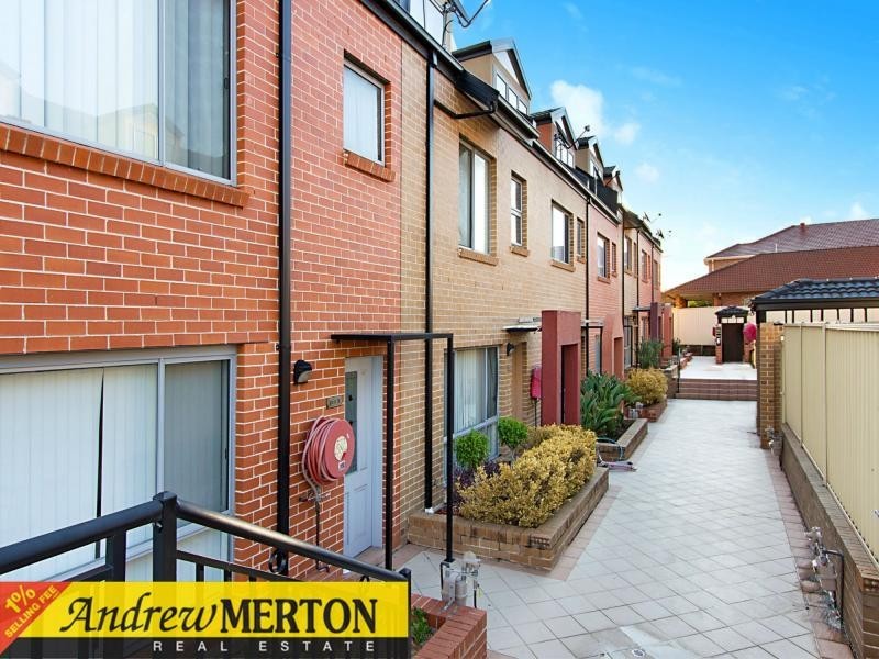 14/102-104 Lackey Street, Merrylands NSW 2160