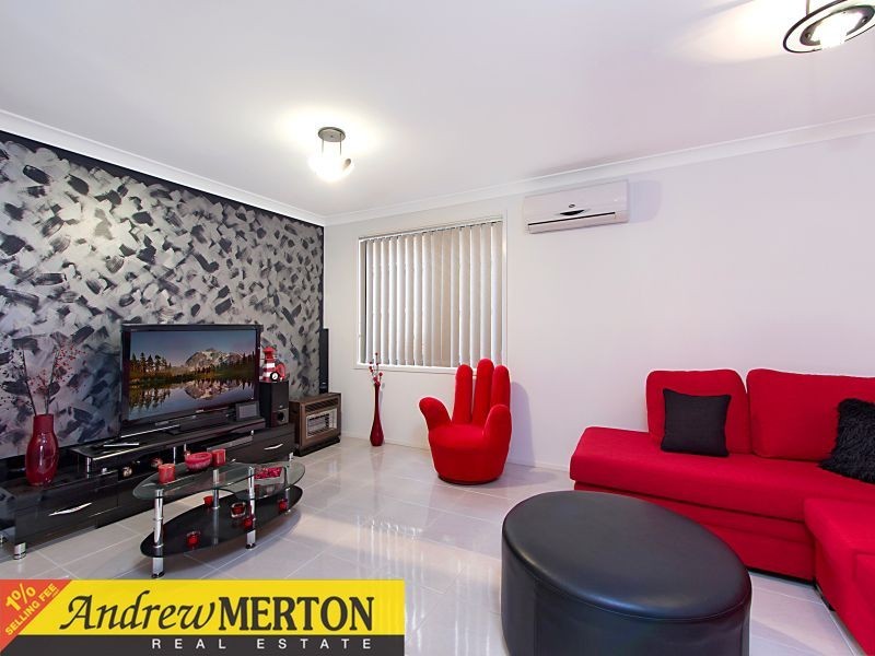 2 Brackley Street, Stanhope Gardens NSW 2768