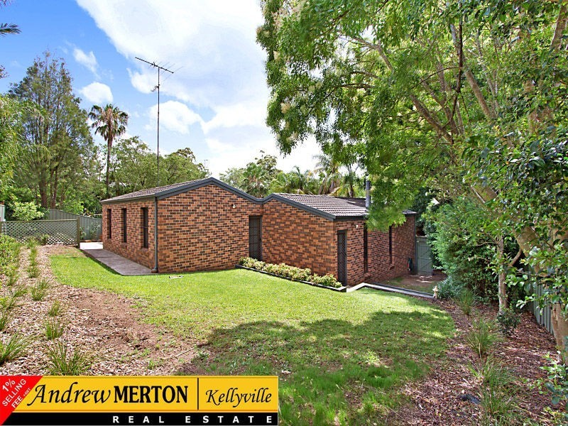 4 Lockhart Avenue, Castle Hill NSW 2154