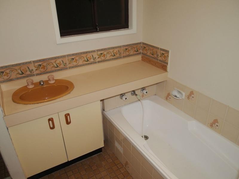 6 Tillford Grove, Rooty Hill NSW 2766