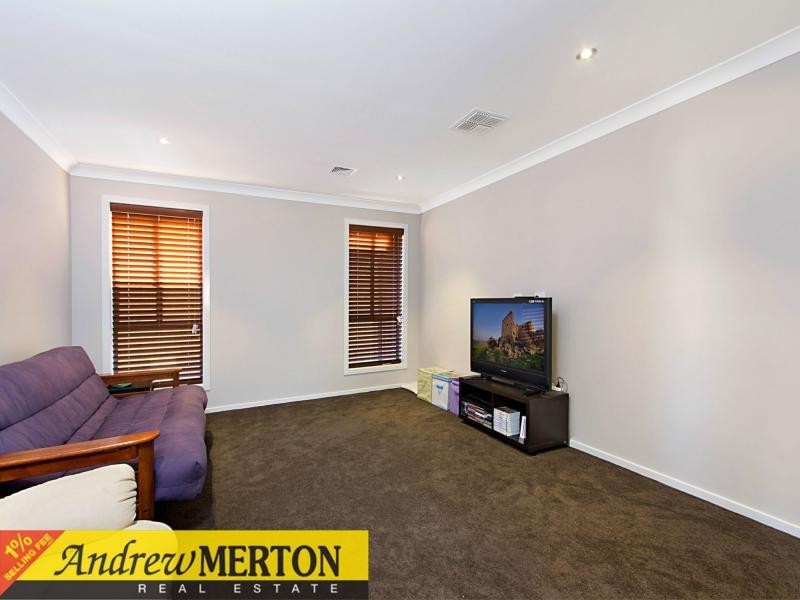 21 Greenview Parade, The Ponds NSW 2769