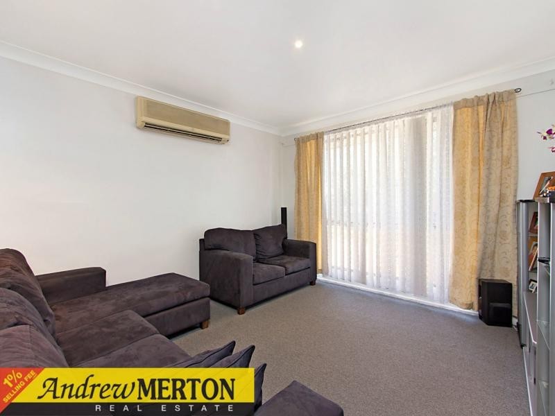 13 Bellini Place, St Clair NSW 2759